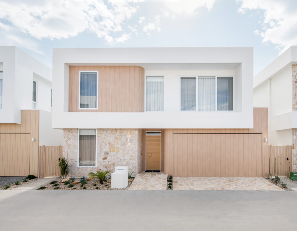 PLR Pelican Waters Avondale edit (2)